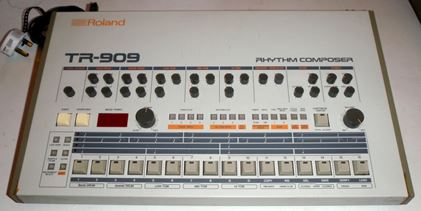 Roland-TR909"
